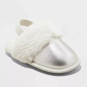 Cat & Jack Toddler Metallic Scuff Slippers Shoes, Silver M, Valentine's Day